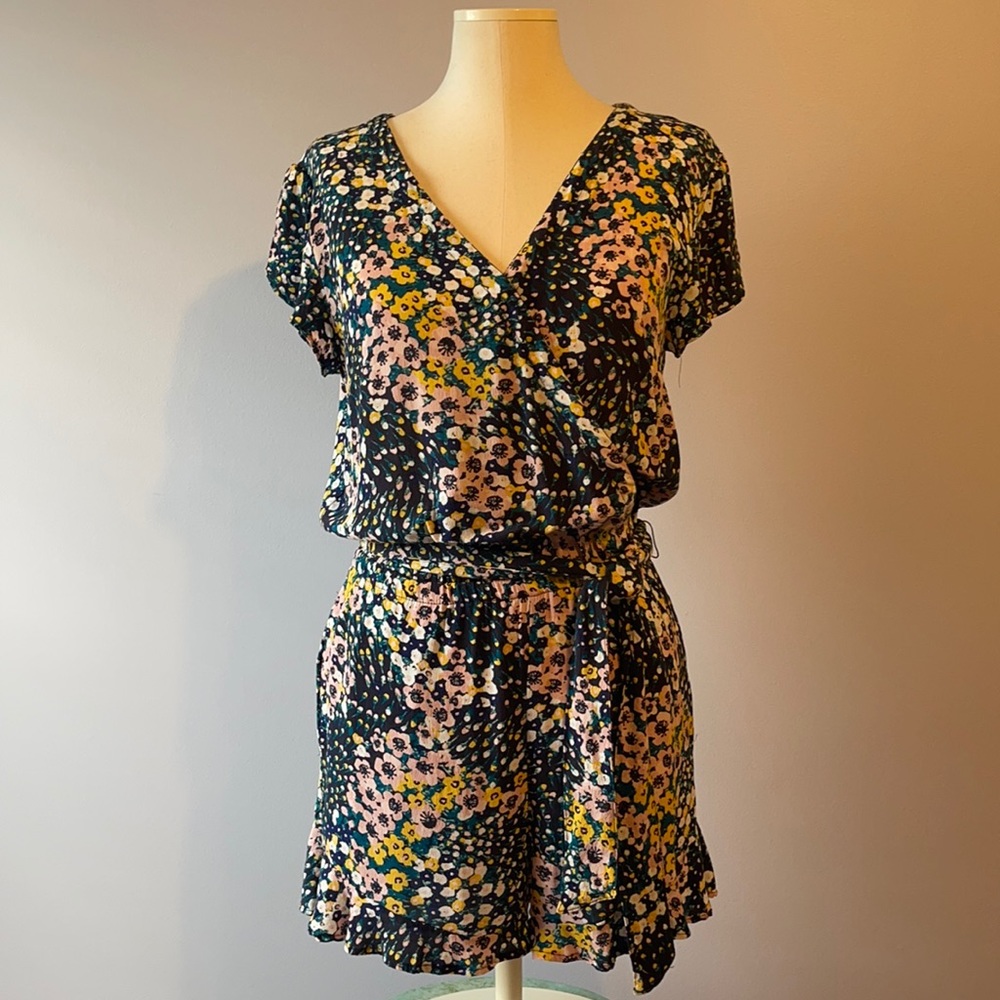 LOFT FLORAL ROMPER